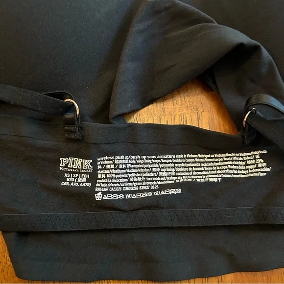Victoria’s Secret PINK Wireless Loungebra – XS
🖤 New with tags | Black - Picture 7 of 9